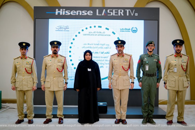 Dubai Police Commander-in-Chief honours Customer Happiness Officers for Dedication